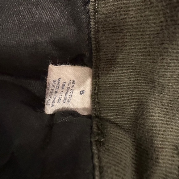 Blue Asphalt Women's Distressed Olive Green Skinny Jeans Size 5 - Picture 4 of 4